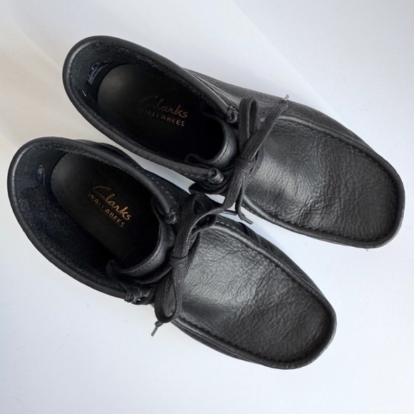 Clarks Wallabee EVO Chukka Boot in Black Leather Mens Size 8 main image 4